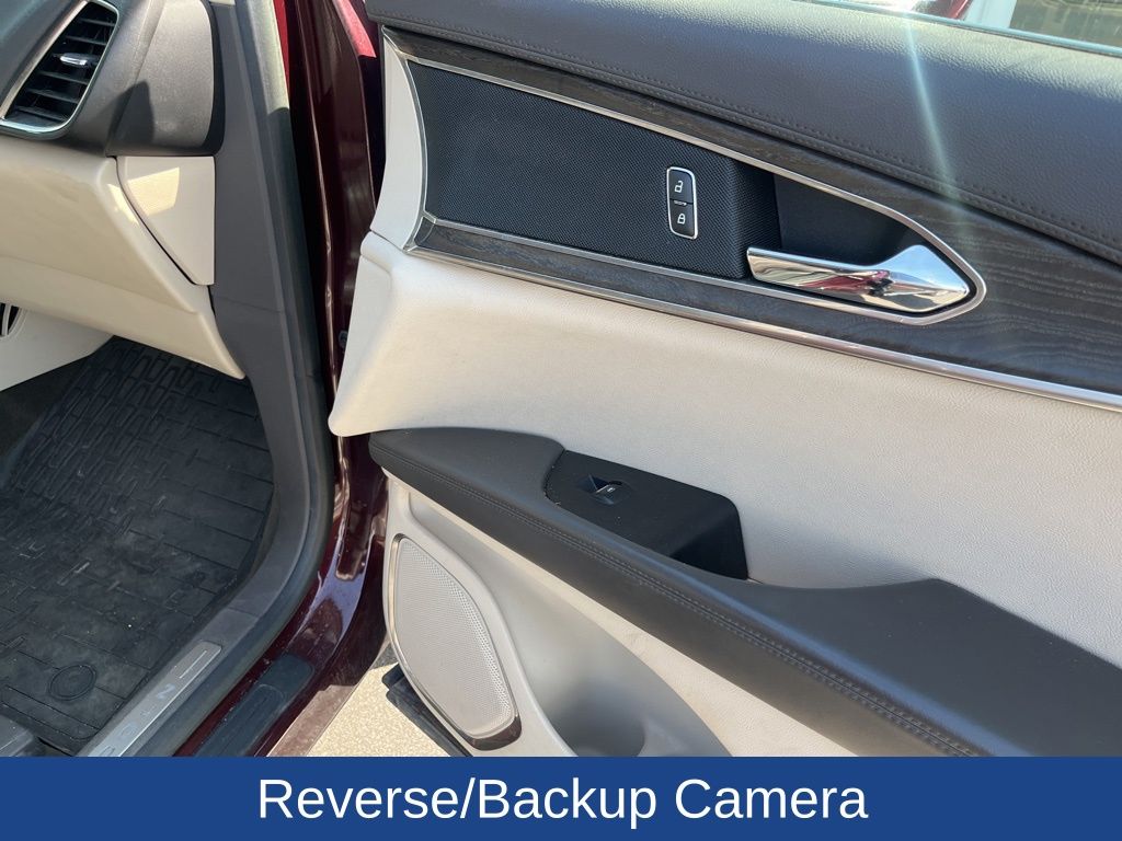 2019 Lincoln Nautilus Select