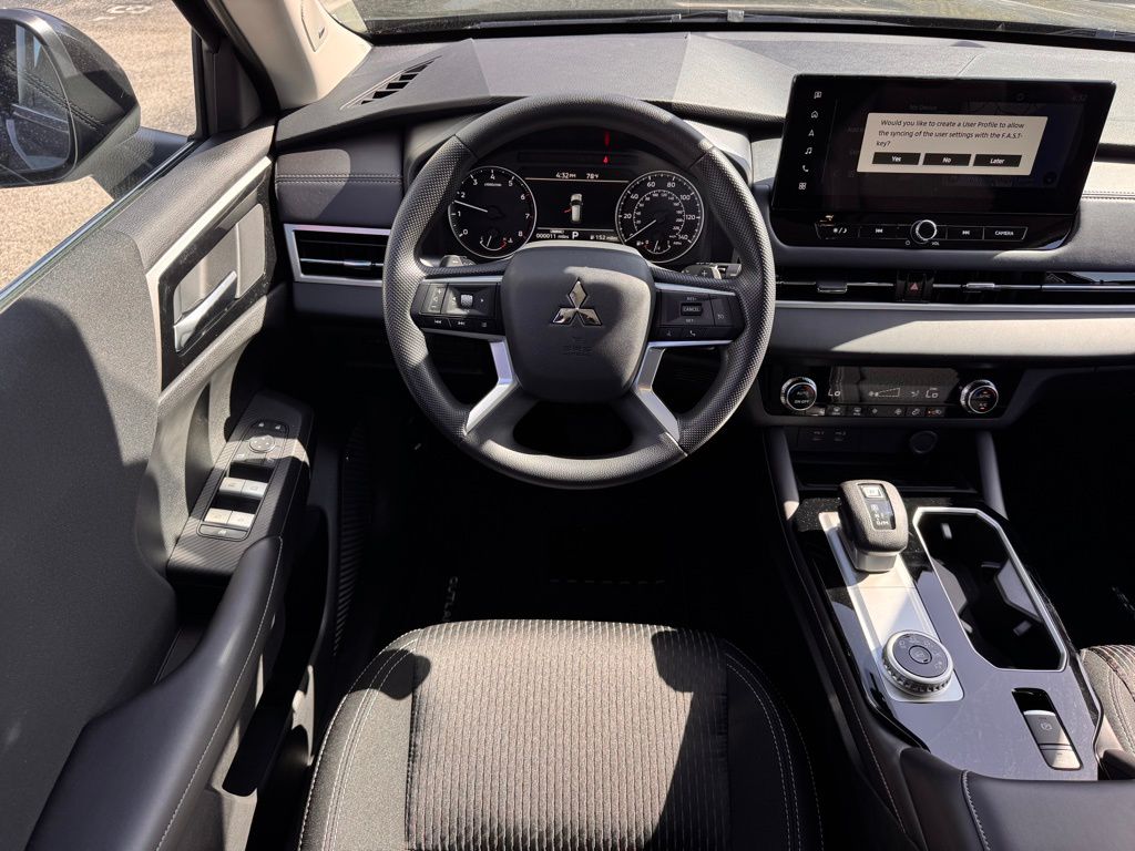 New 2026 Mitsubishi Outlander SUV