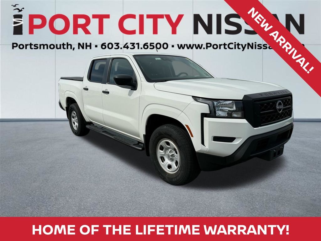 Glacier White 2023 Nissan Frontier S Crew Cab 4WD Pickup Truck Four-Wheel Drive 9-Speed Automatic