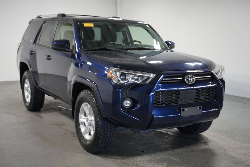 2023 Toyota 4Runner SR5 3