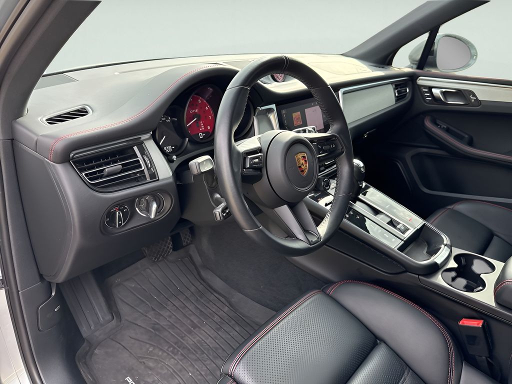 2024 Porsche Macan