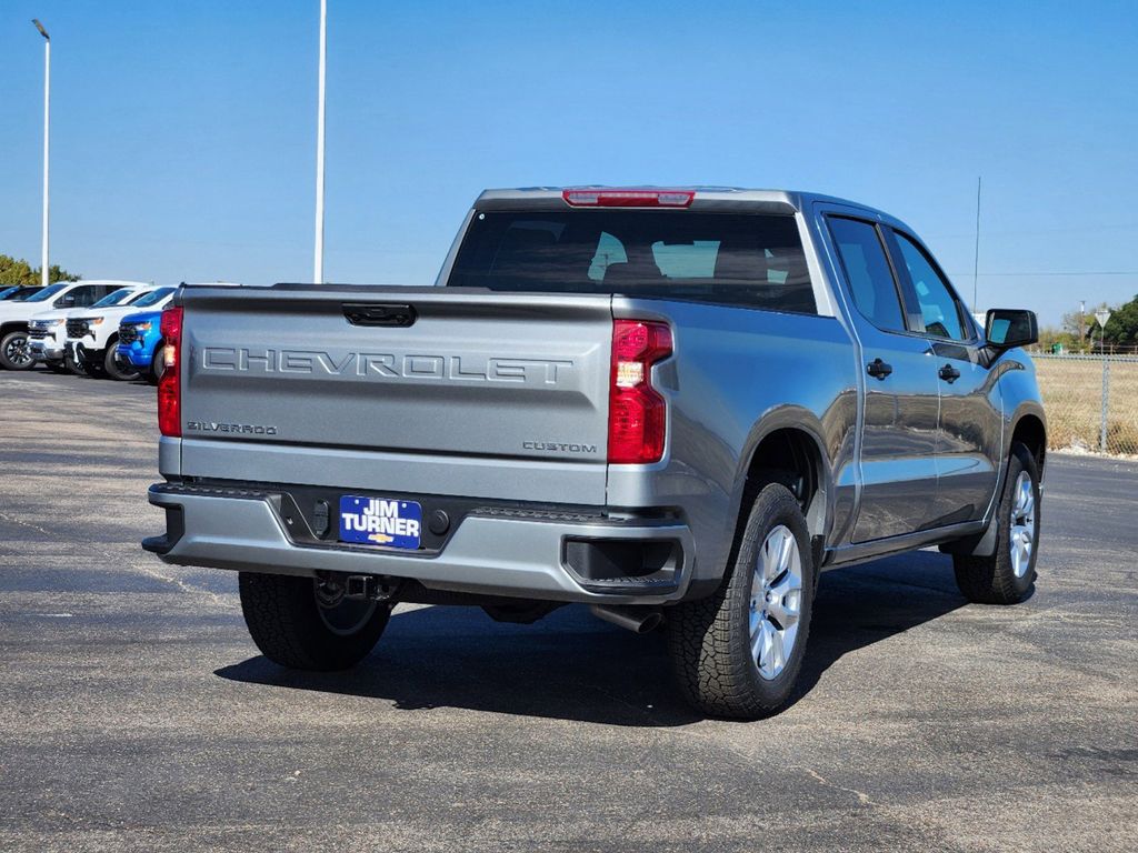 2025 Chevrolet Silverado 1500 Custom 3