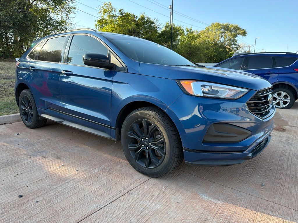 2022 Ford Edge SE