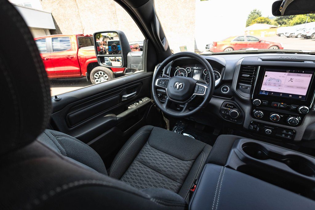 2026 Ram 1500 Tradesman thumbnail 20