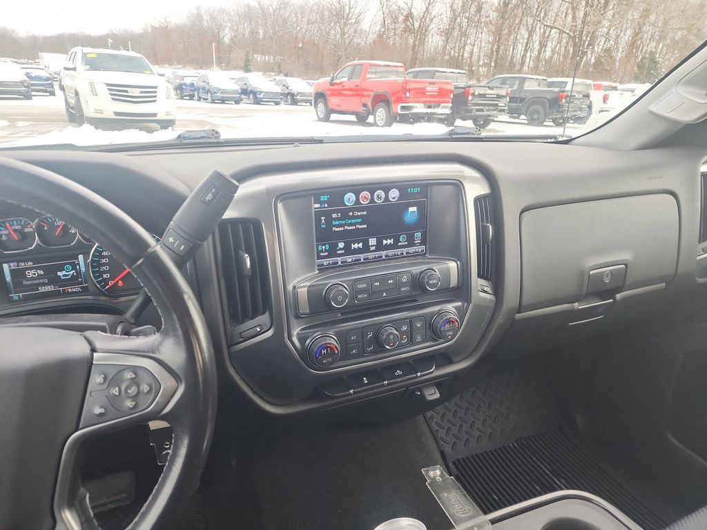 2018 Chevrolet Silverado 1500 LT 25