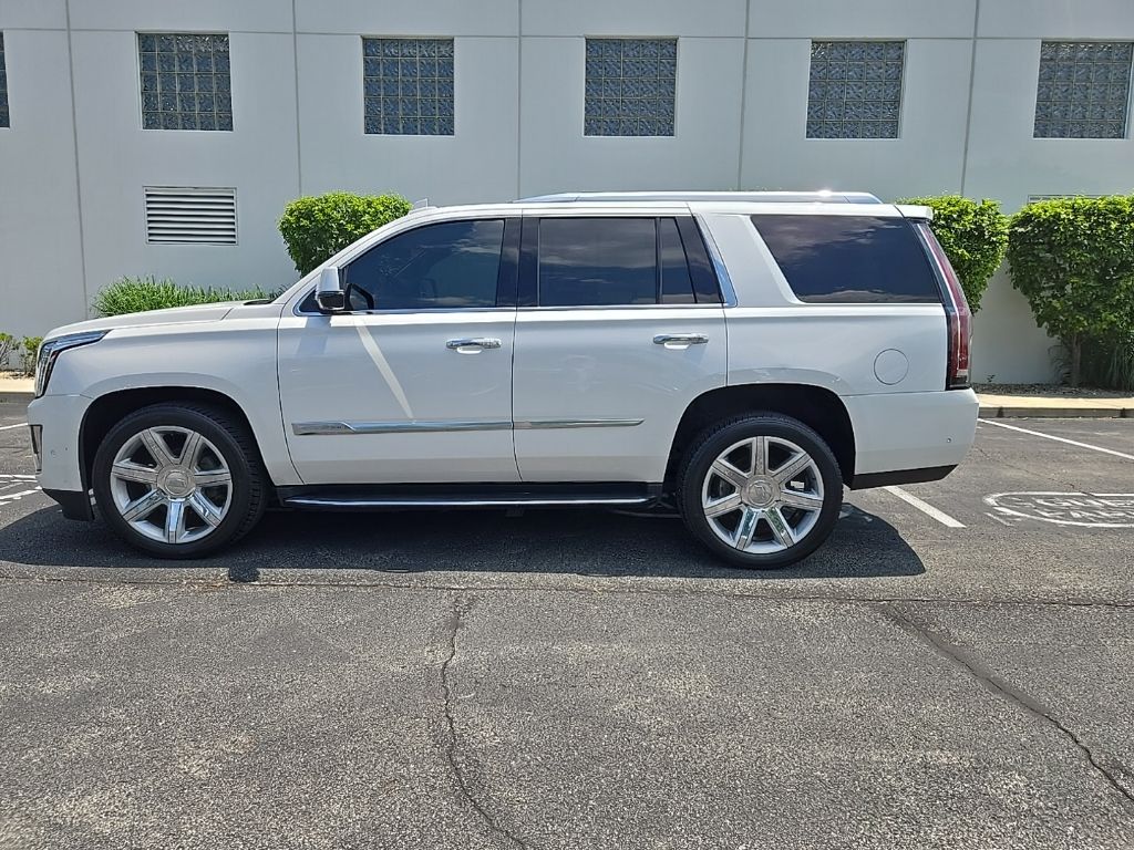 Thumbnail: 2017 Cadillac Escalade - 5