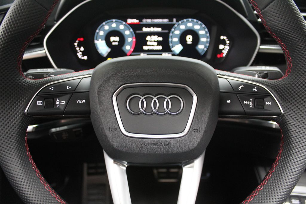 Thumbnail: 2025 Audi Q3 - 29