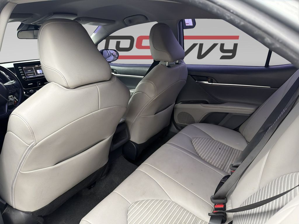 Used 2022 Silver Toyota SE image 16