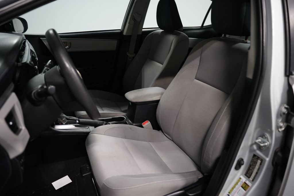 Thumbnail: 2014 Toyota Corolla - 6