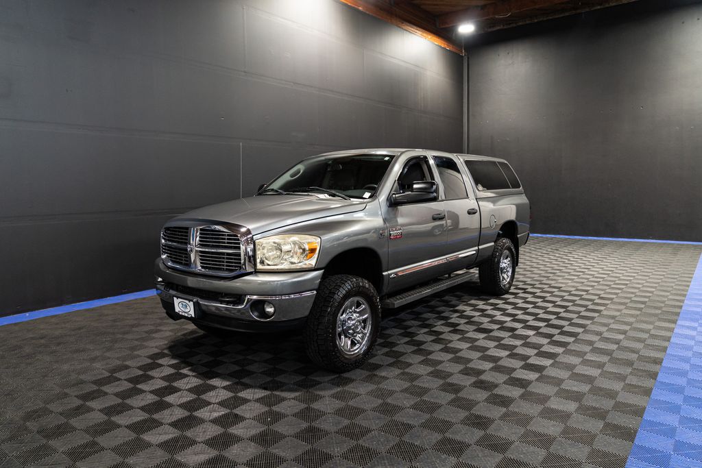 Mineral Gray Metallic Clearcoat 2008 Dodge RAM 2500 Pickup Truck Four-Wheel Drive 6-Speed Automatic