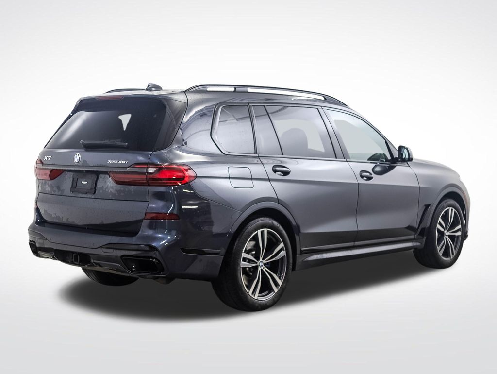 Thumbnail: 2022 BMW X7 - 5
