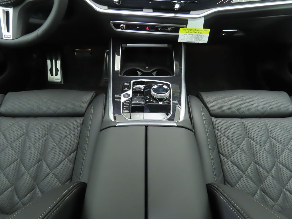 Thumbnail: 2026 BMW X5 - 16