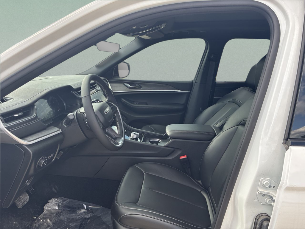 New 2025 White Jeep Limited image 40