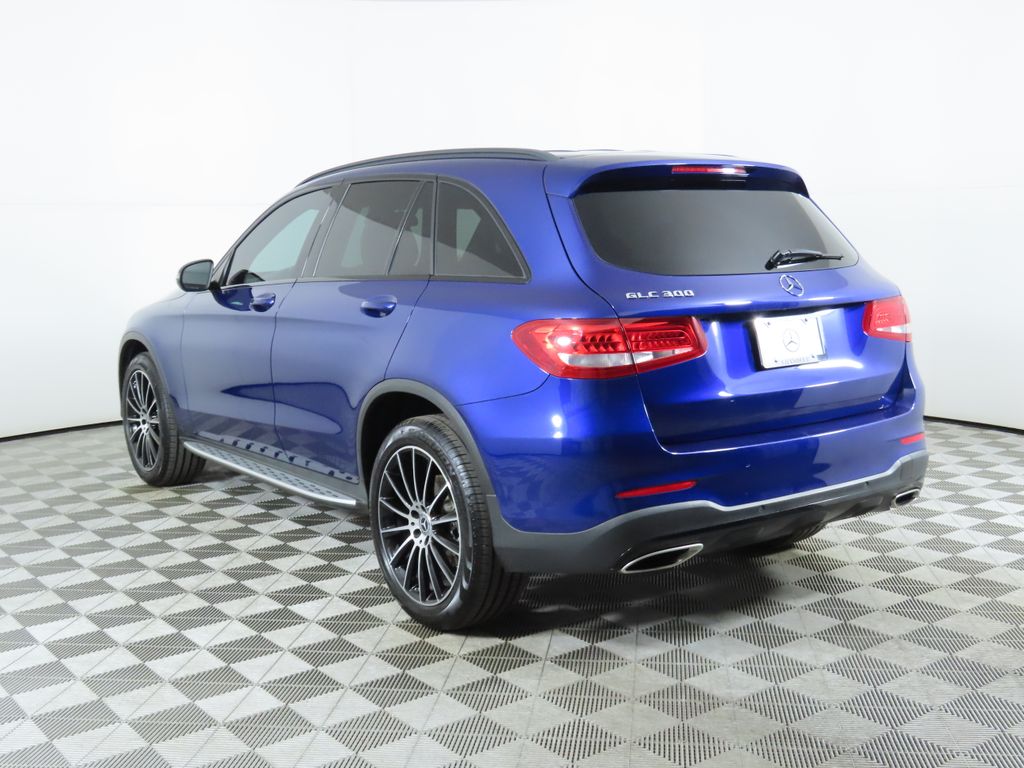 2019 Mercedes-Benz GLC 300 7