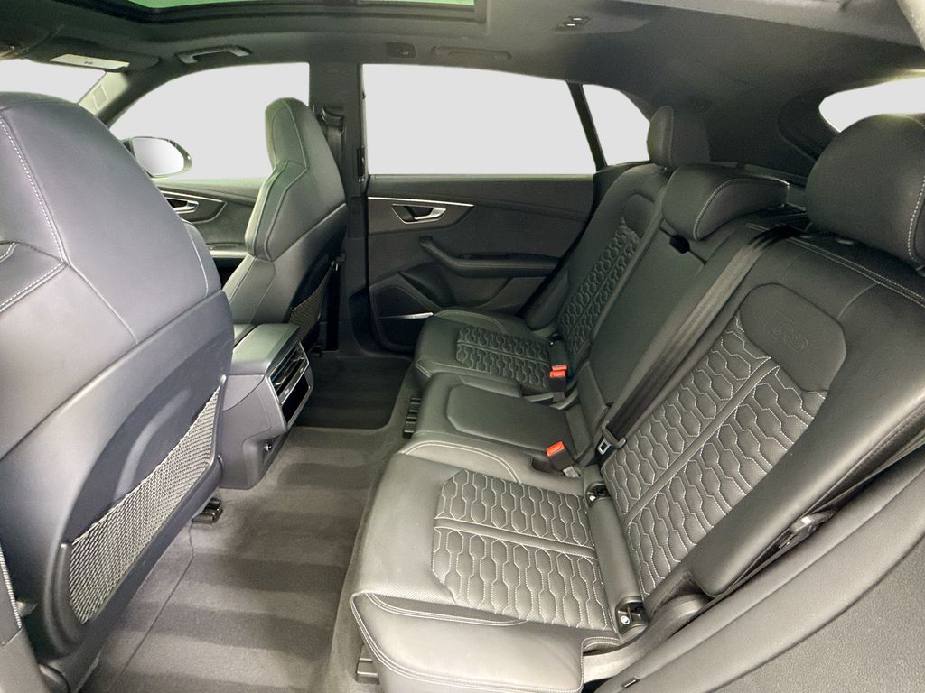 Thumbnail: 2024 Audi RS Q8 - 20