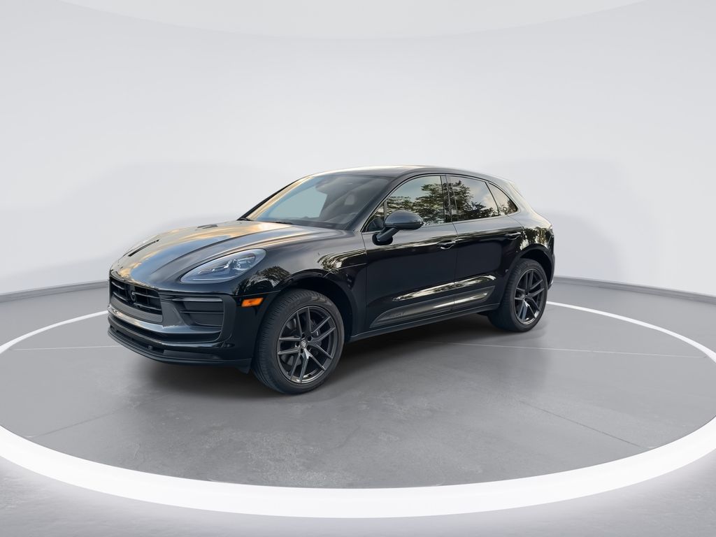 Thumbnail: 2024 Porsche Macan - 4