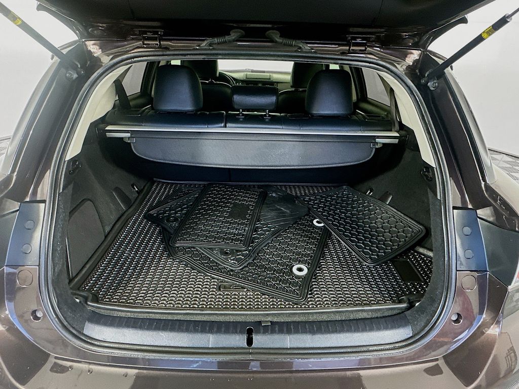 Thumbnail: 2011 Lexus CT - 26