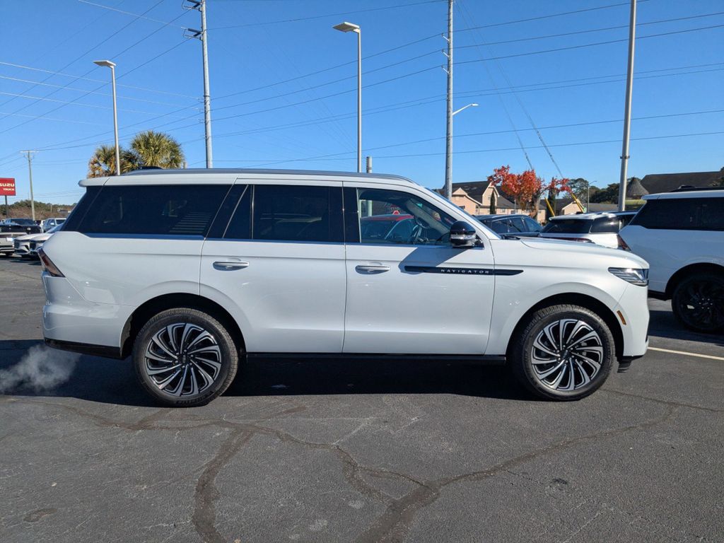 2025 Lincoln Navigator Black Label