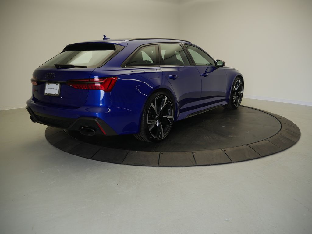 Thumbnail: 2023 Audi RS 6 - 7