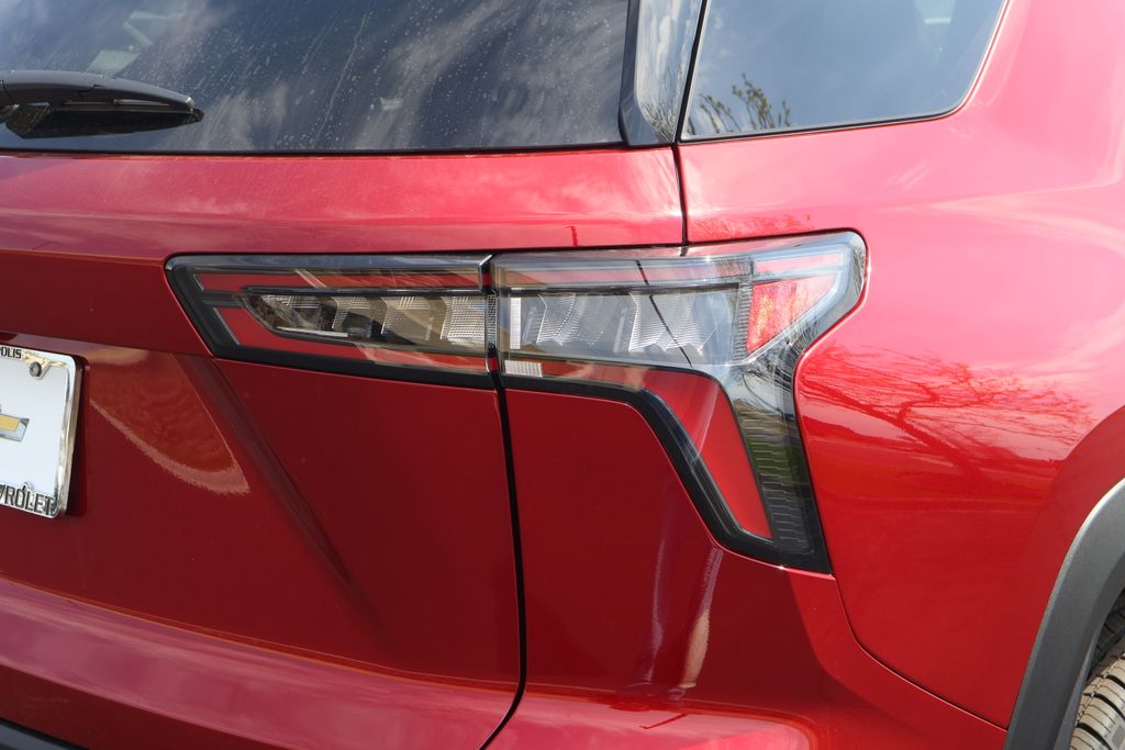 Thumbnail: 2026 Chevrolet Equinox - 7