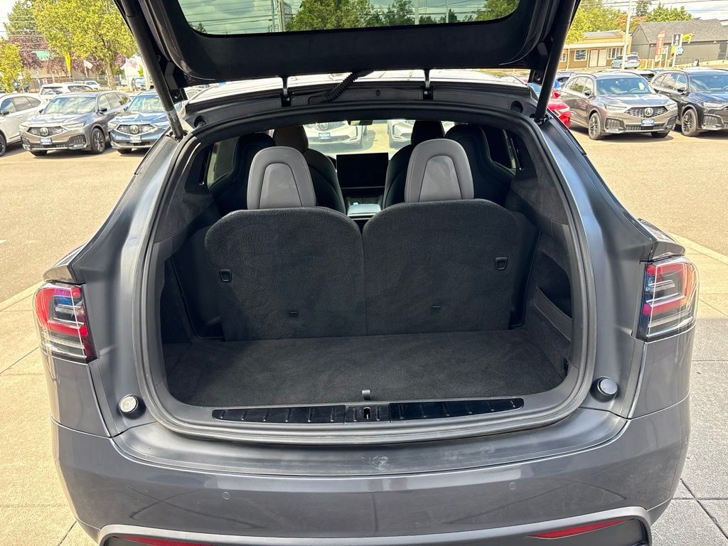 2022 Tesla Model X Plaid