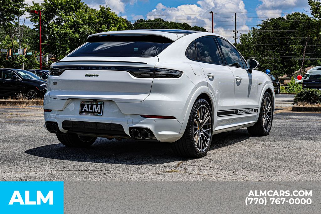 2023 Porsche Cayenne E-Hybrid Platinum Edition photo 4
