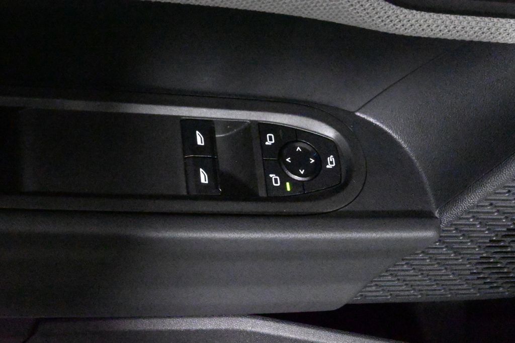 Thumbnail: 2025 MINI Cooper - 31