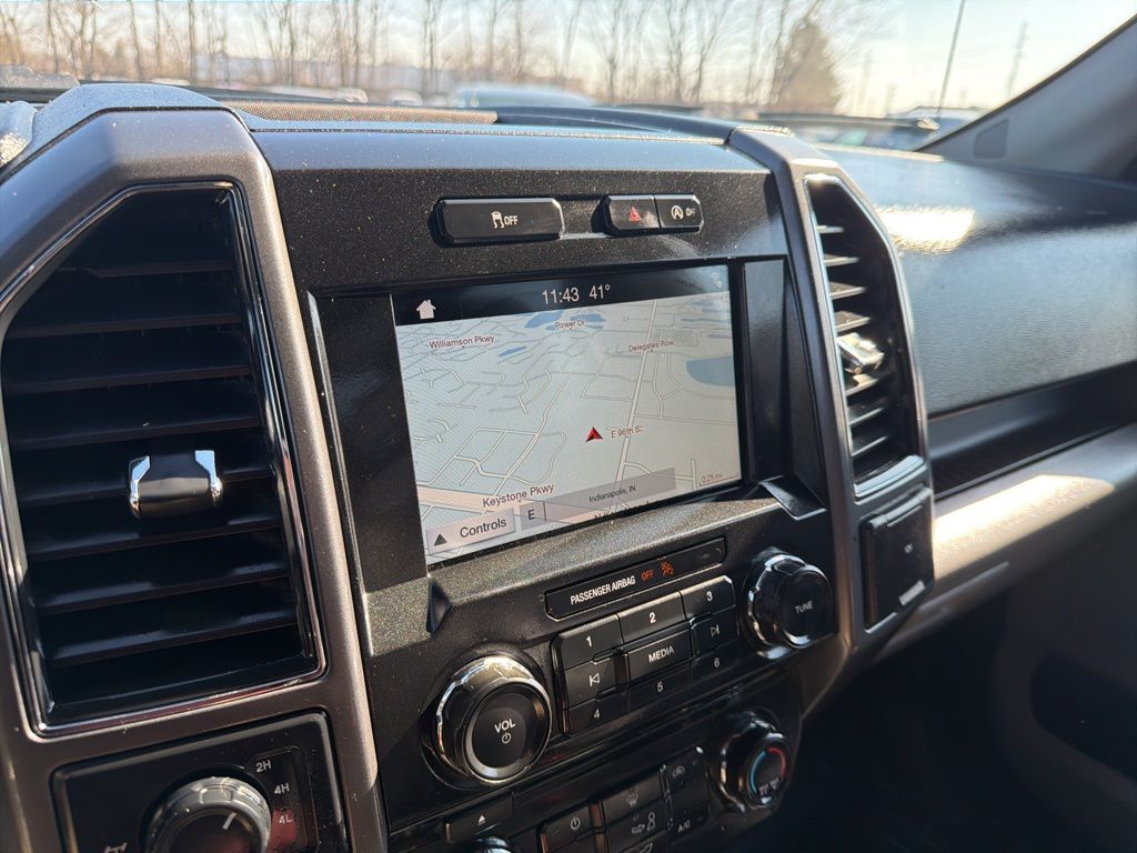 Thumbnail: 2017 Ford F-150 - 28