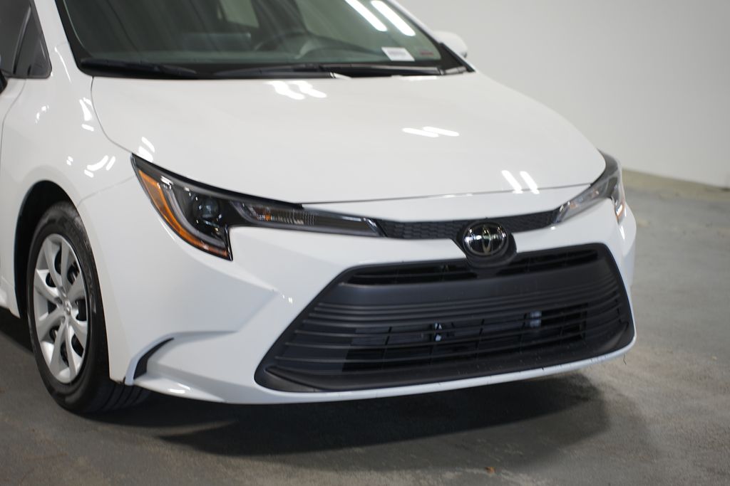 2024 Toyota Corolla LE 4