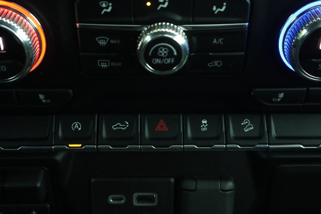 Thumbnail: 2021 GMC Sierra 1500 - 23