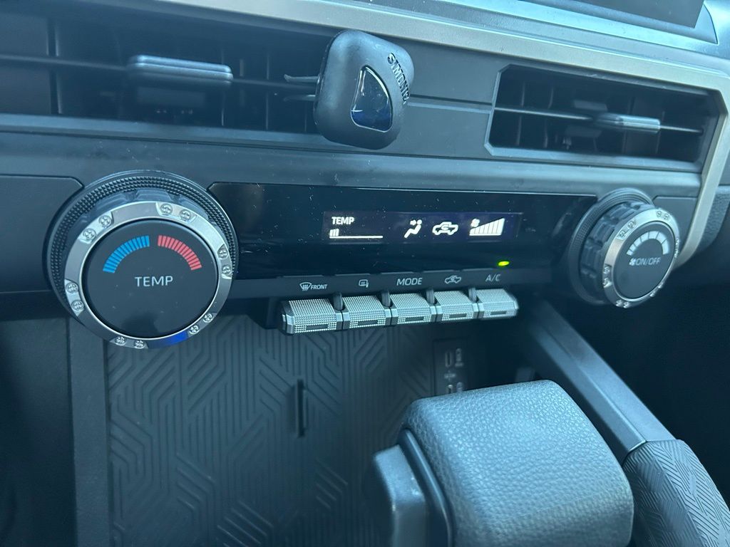 Thumbnail: 2024 Toyota Tacoma - 26