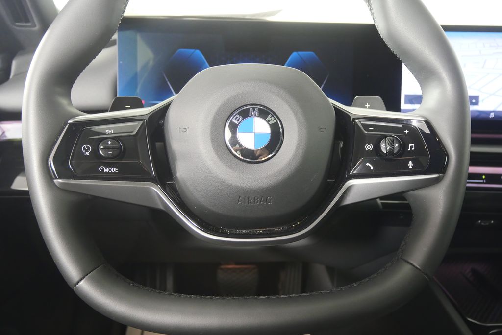 Thumbnail: 2024 BMW 5 Series - 22