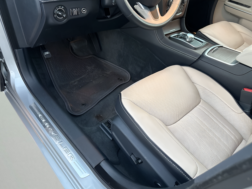 Used Car 2020 Chrysler 300  C For Sale Under $35,000 In Austin, Texas