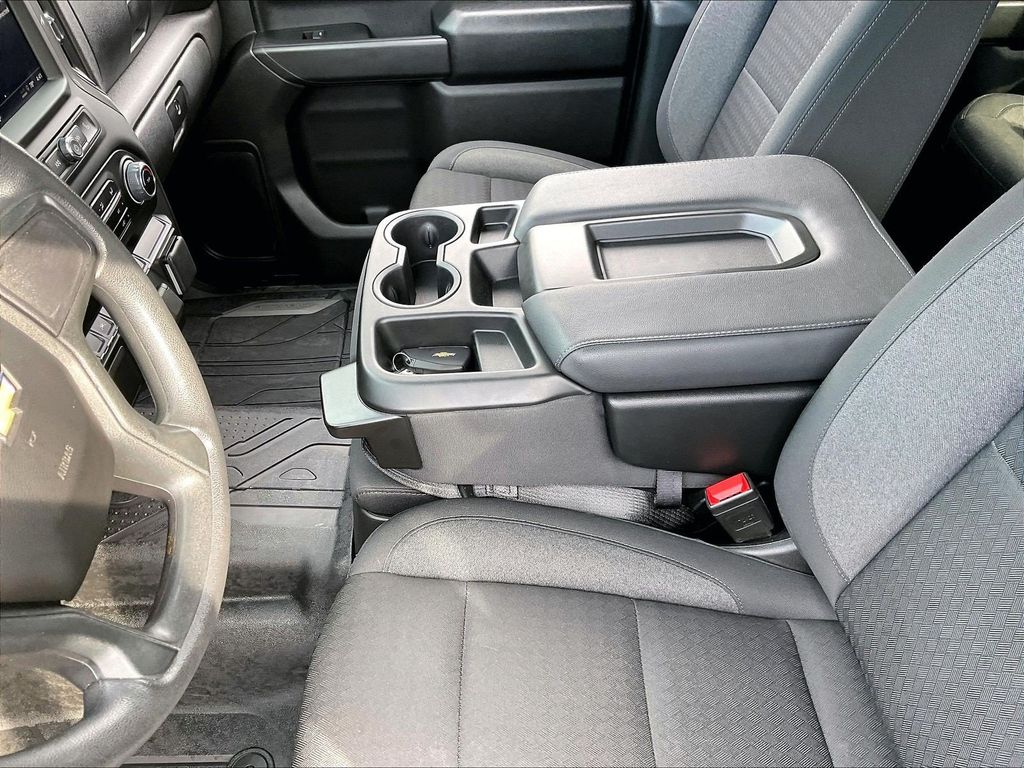 2025 Chevrolet Silverado 1500 — photo 20