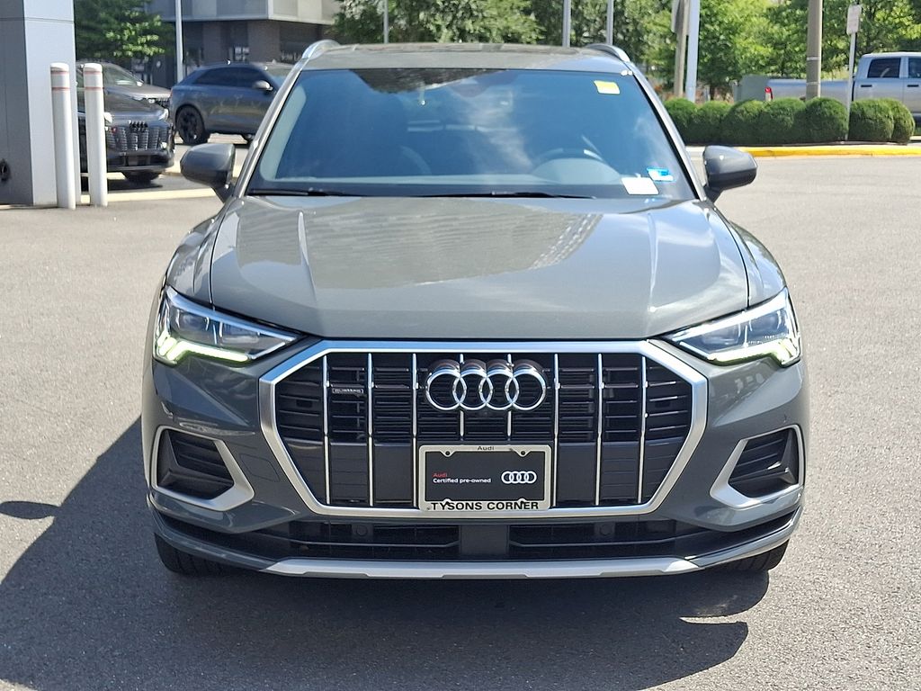 Thumbnail: 2022 Audi Q3 - 2