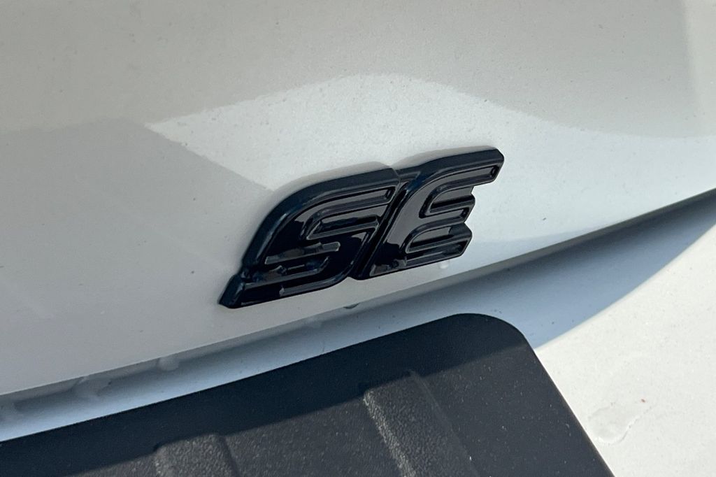 Wind Chill Prl 2026 Toyota Corolla Hatchback SE FWD Hatchback Front-Wheel Drive Continuously Variable Transmission