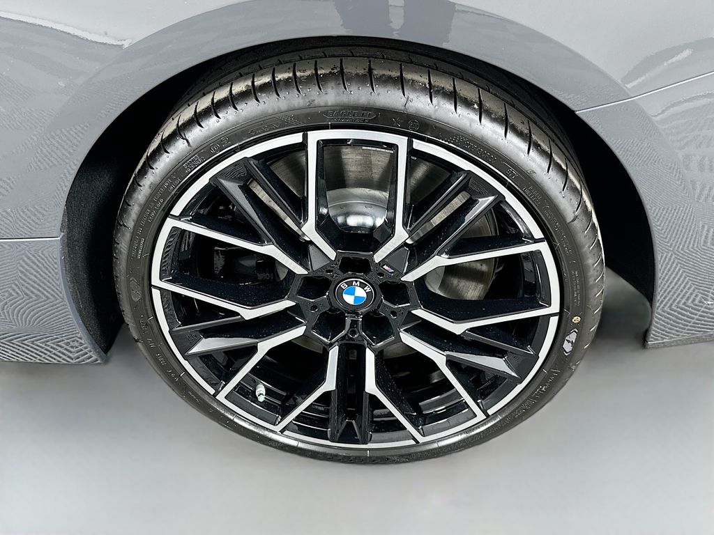 Thumbnail: 2026 BMW 8 Series - 22