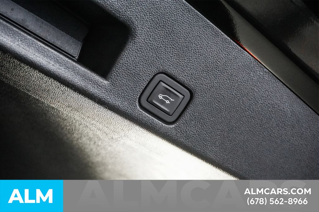 Used 2025 Black Buick Preferred image 23