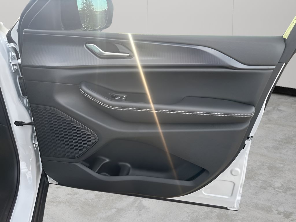 New Car 2025 Jeep Grand Cherokee  For Sale Under $50,000 In Austin, Texas