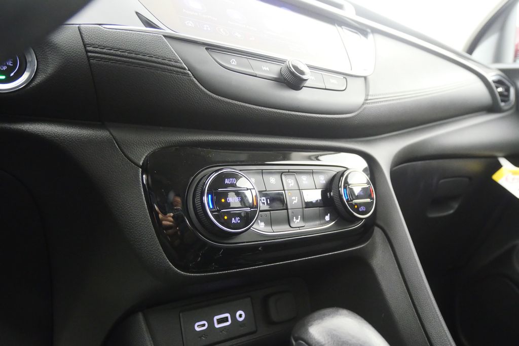 Thumbnail: 2023 Buick Encore GX - 22