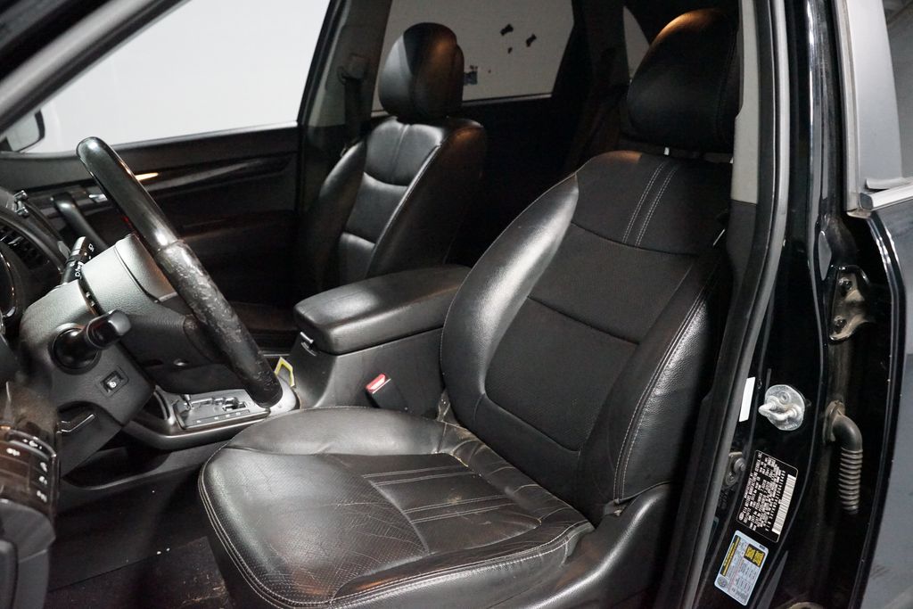 Thumbnail: 2013 Kia Sorento - 6