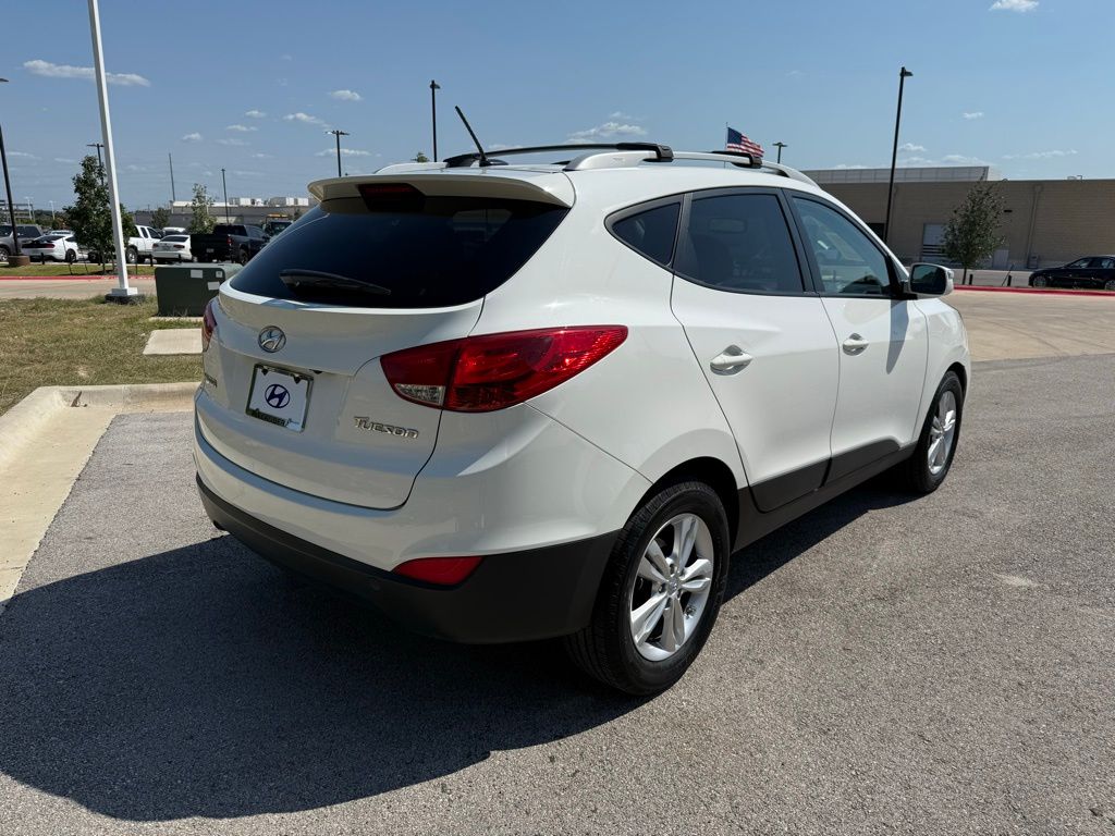 Thumbnail: 2013 Hyundai Tucson - 5