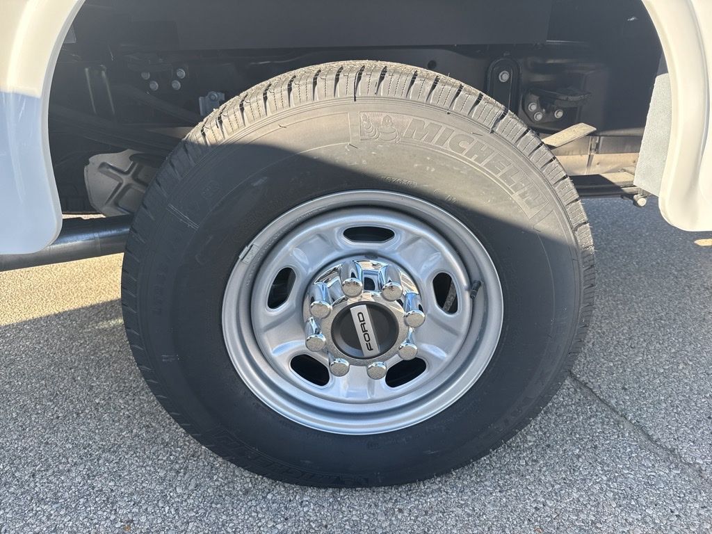 New 2026 White Ford XL image 17