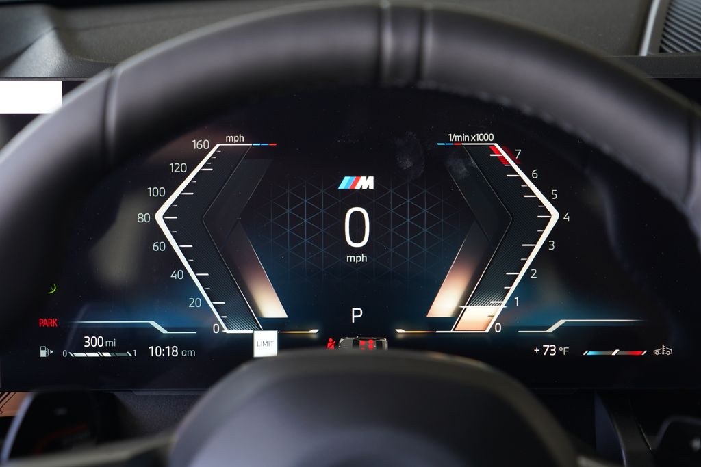 Thumbnail: 2027 BMW 5 Series - 16