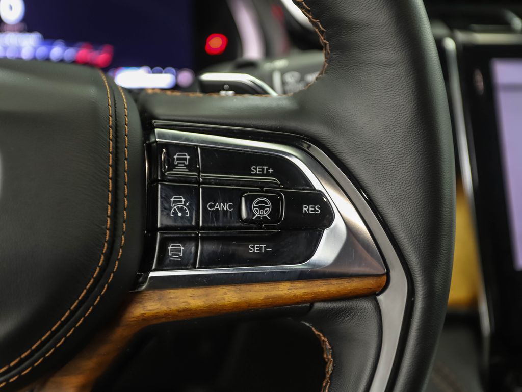 Thumbnail: 2023 Jeep Grand Cherokee L - 13