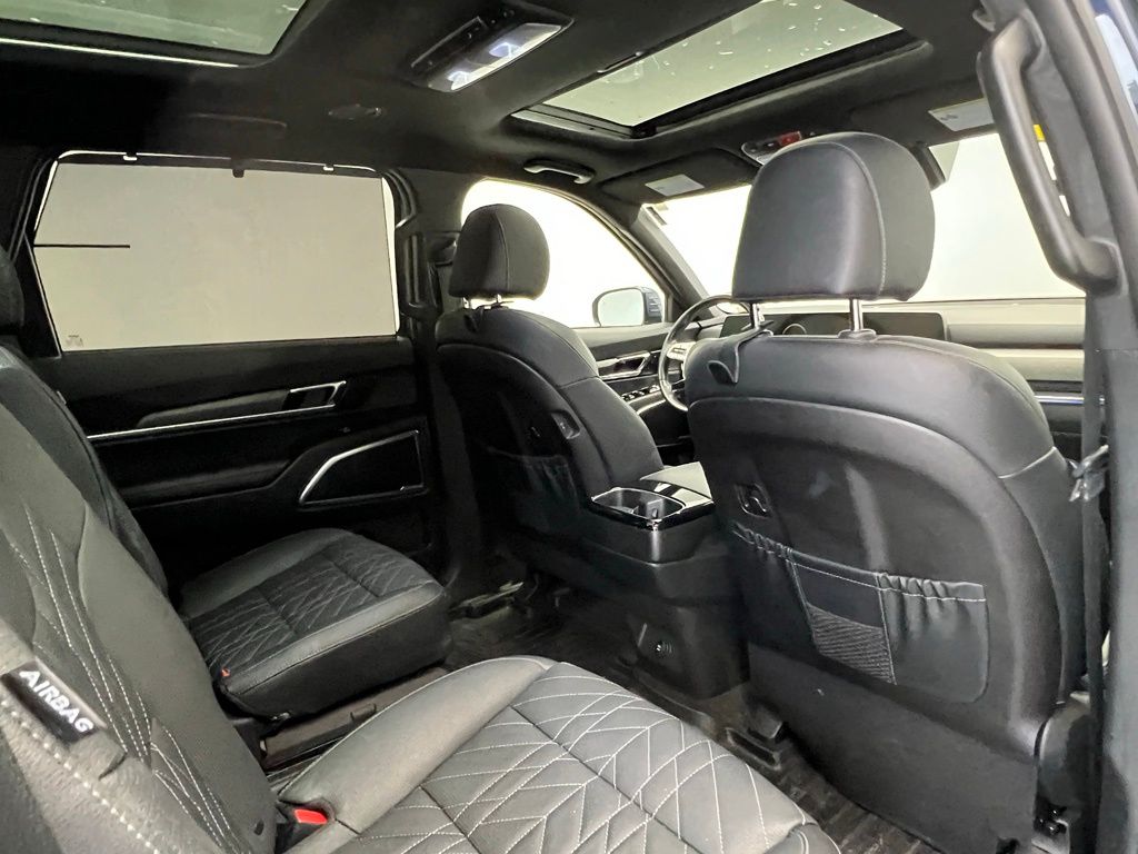 Thumbnail: 2023 Kia Telluride - 9