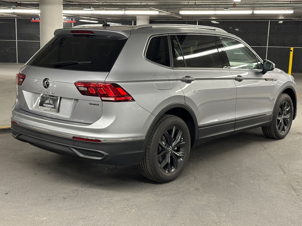 2024 Volkswagen Tiguan 2.0T SE 10