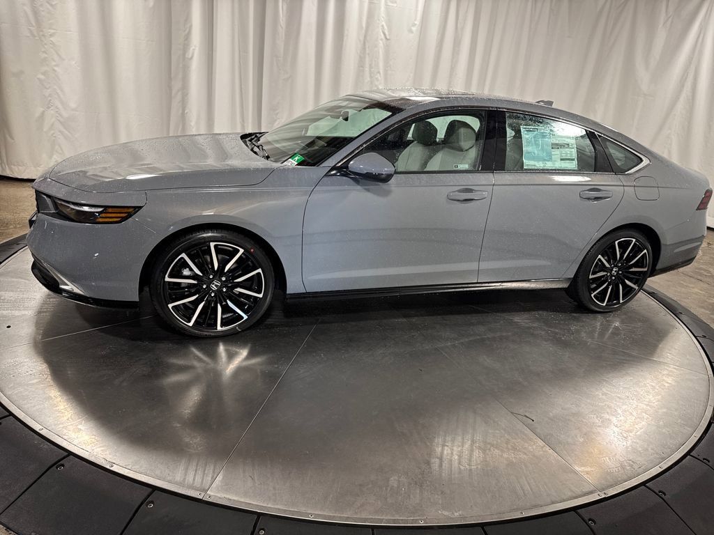new 2026 Honda Accord Hybrid car, priced at $41,145