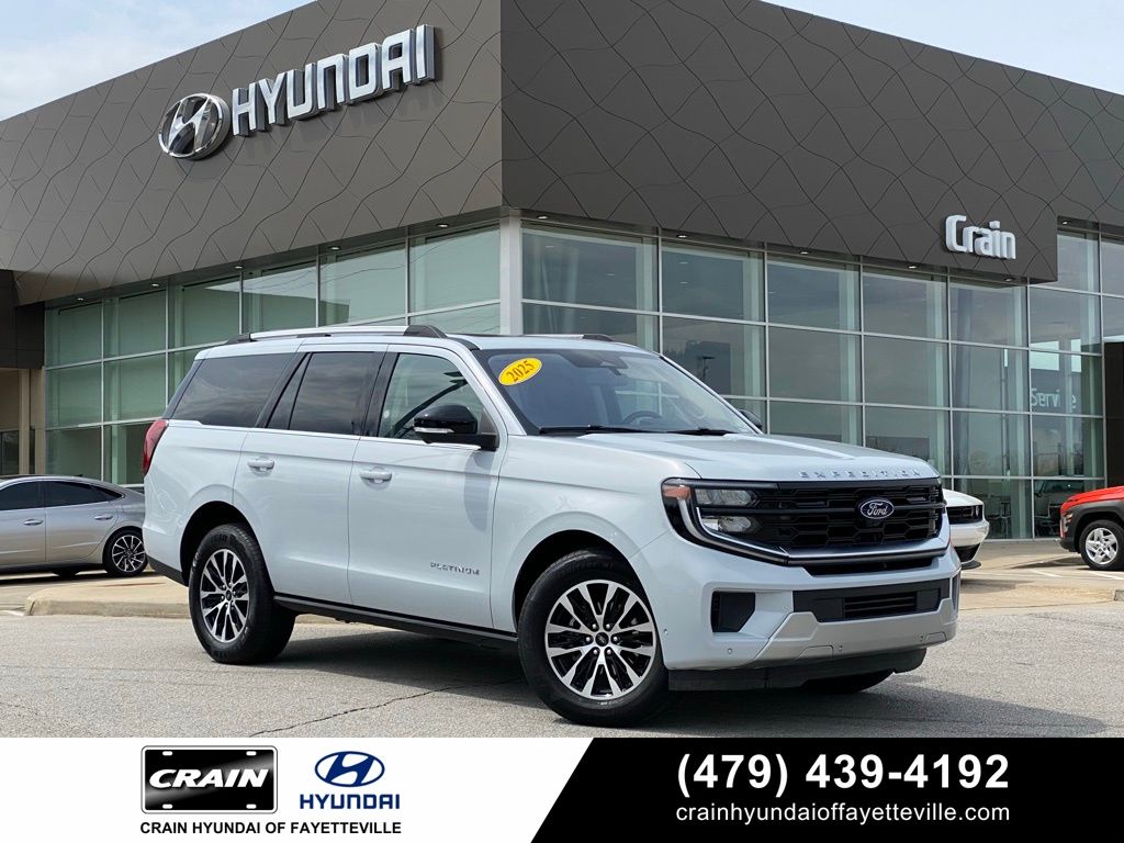 Silver Metallic 2025 Ford Expedition Platinum 4WD SUV / Crossover Four-Wheel Drive Automatic