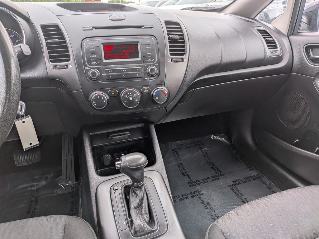 Used 2016 Blue Kia LX image 10